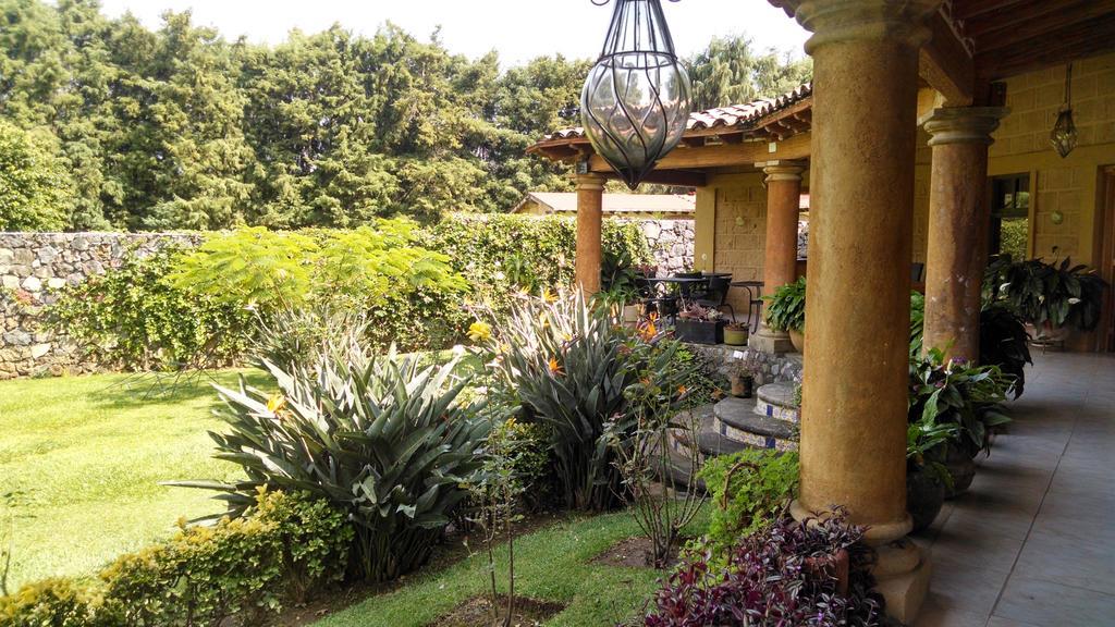 Hotel Boutique La Milagrosa เตโปซตลัน ภายนอก รูปภาพ