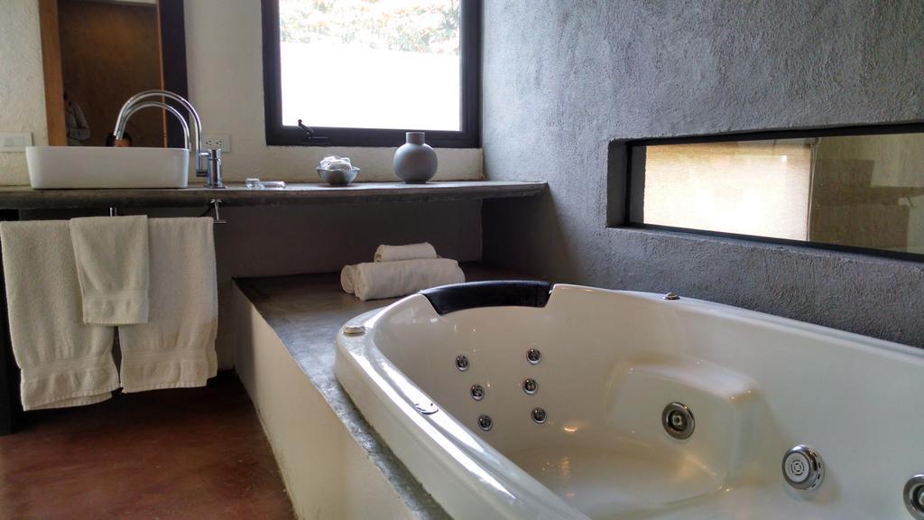 Hotel Boutique La Milagrosa เตโปซตลัน ภายนอก รูปภาพ