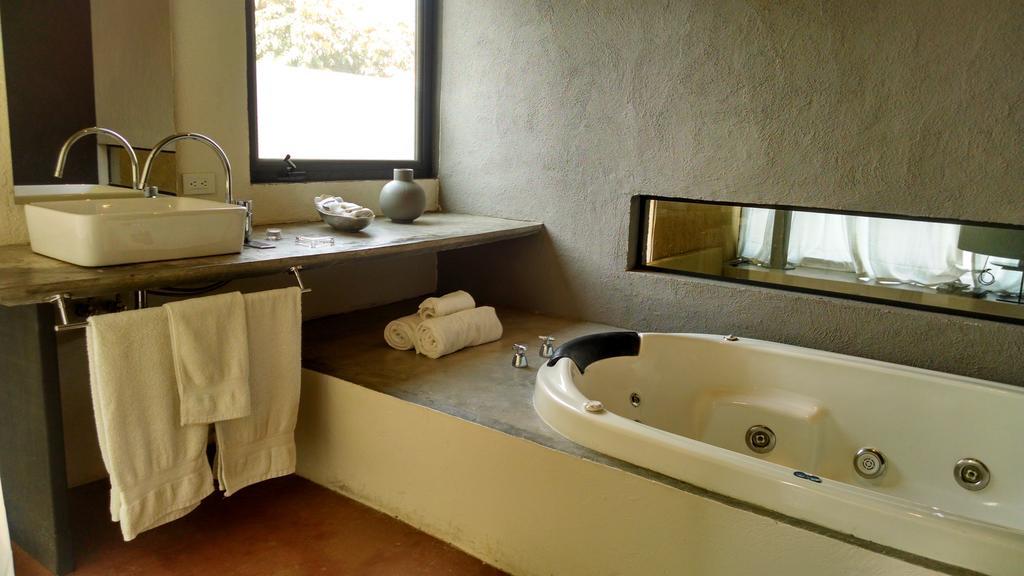 Hotel Boutique La Milagrosa เตโปซตลัน ห้อง รูปภาพ